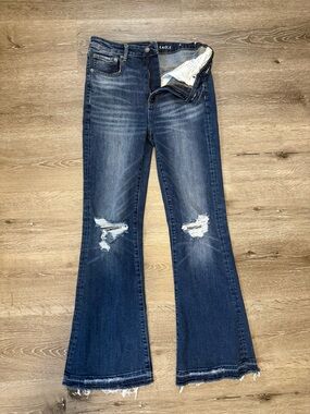 American Eagle Highest Rise Flare Distressed Jeans Size 8 Regular